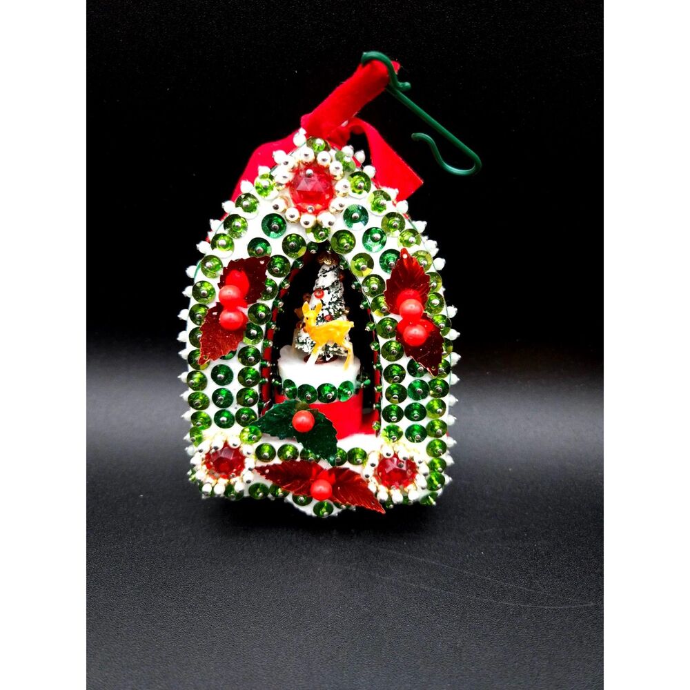Vintage LeeWards Woodland Fantasy Deer Christmas Tree Bead Sequin Ornament
